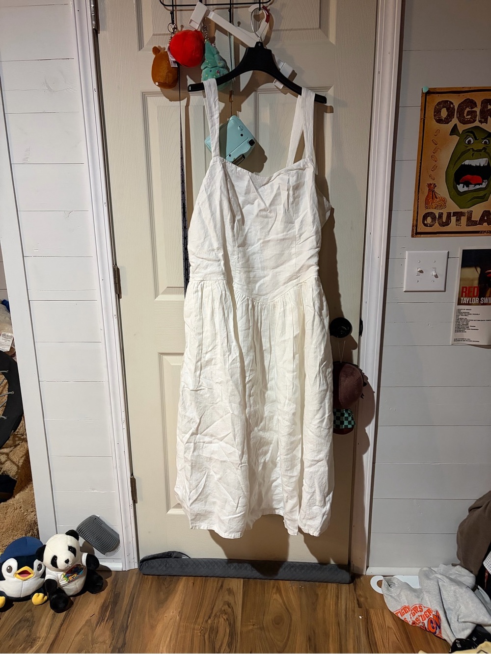 Women’s White Sundress